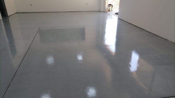 Tf Epoxi Pisos Brillante Ral 7040 Altos Solidos (95%) - 20lt - Imagen 2